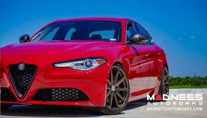 Alfa Romeo Giulia Mirror Covers - Carbon Fiber - Full Replacements - Alfa Romeo Theme